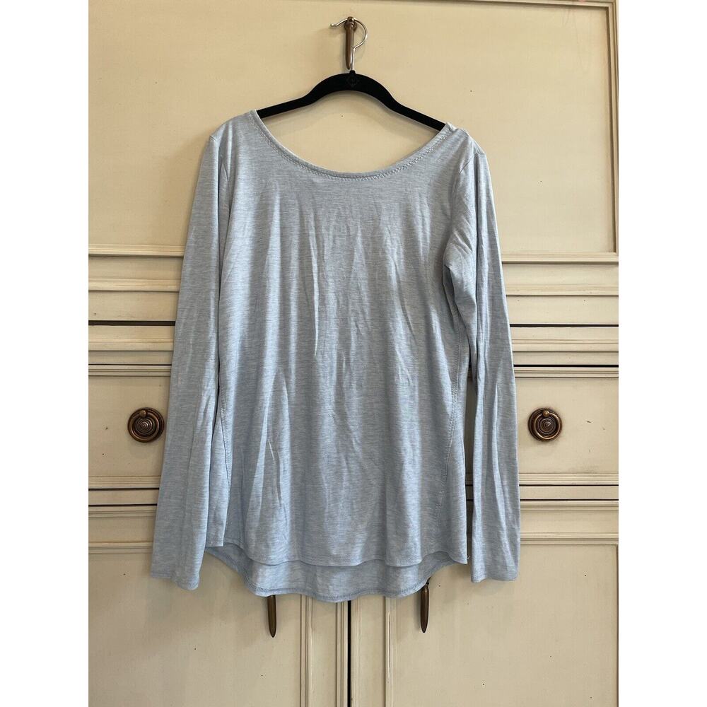 Athleta Blue Sz Small Long Sleeve‎ Criss Cross Peep Back Shirt Athleisure Cute